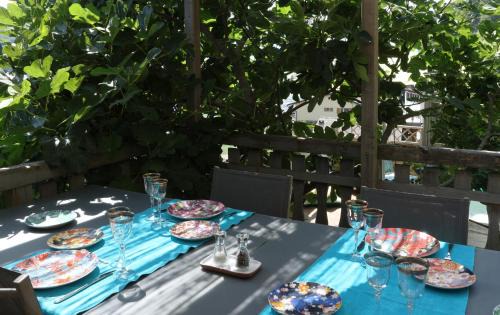 Aigle Bed & Breakfast | Le cabinet de curiosités de Natacha