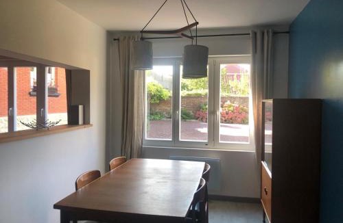 Nielles-les-Blequin House | Le cabinet de Benoni