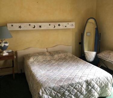 L'Isle-Adam Hotel | LE CABOUILLET