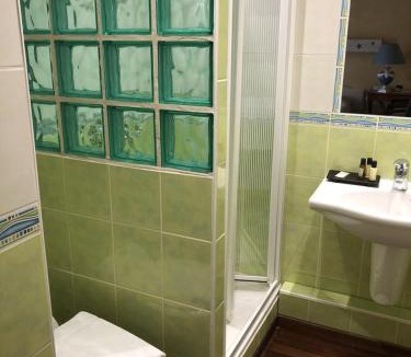 L'Isle-Adam Hotel | LE CABOUILLET