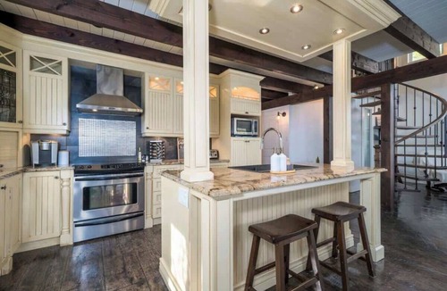 Saint-Raymond Ski Chalet | Le Calin - Waterfront with VIEW and SPA