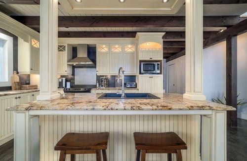 Saint-Raymond Ski Chalet | Le Calin - Waterfront with VIEW and SPA