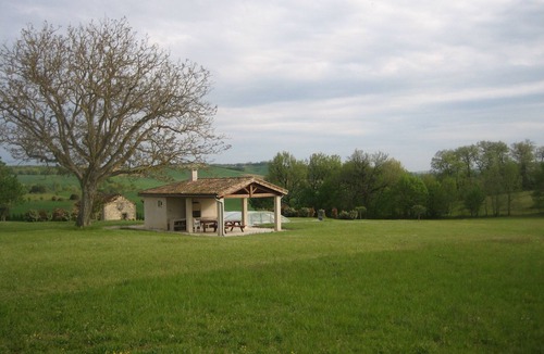 Poupas House | LE Calme Dans UN Ecrin DE Verdure