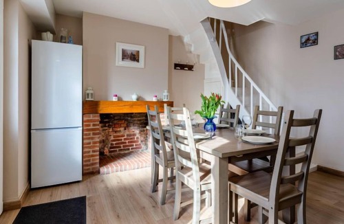 Beuvron-en-Auge House | Le Camélia by Interhome