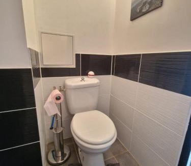 Saint-Vincent-d'Olargues Bed & Breakfast | Le camélia de la mazarié