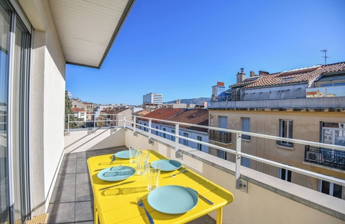 Le Camas Apartment | Le Camas - Bel appart avec terrasse ensoleillée