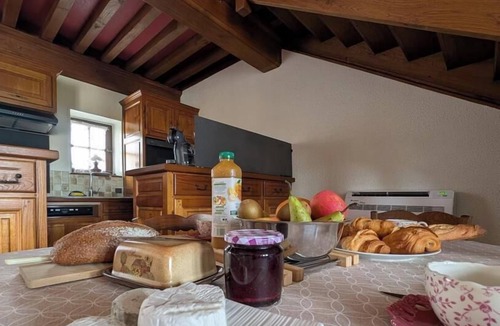 Chenas House | Le Camelia - CHENAS - Gîte