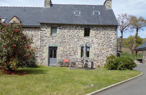 Mur-de-Bretagne House | LE CAMELIA - Les Vergers de Guerlédan