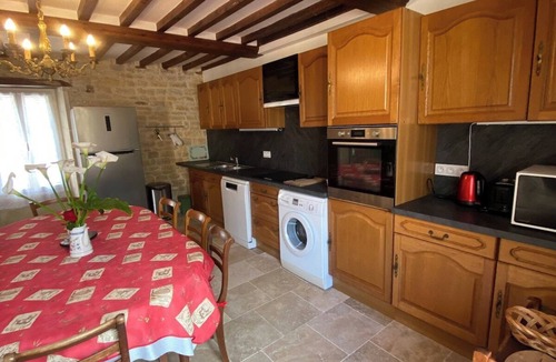 Banville House | Le Camp Romain, family home with land