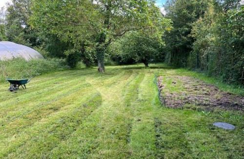 Thury House | Le Campagnard Saint-Privé