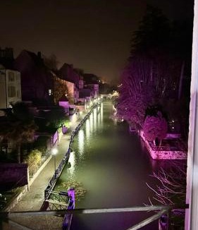 Paroisse Notre-Dame Apartment | Le Canal