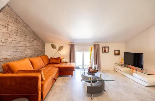 Castres Apartment | Le Canopé - Duplex Confort, Hypercentre, 2 Salles d'eau
