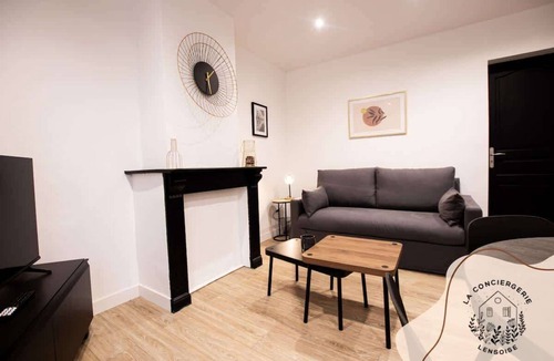 Lens Apartment | Le cantin-porain, wifi, centre ville, 2pers