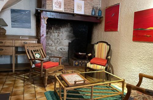 Figeac Apartment | Le Cantou de l Artiste, Figeac coeur historique