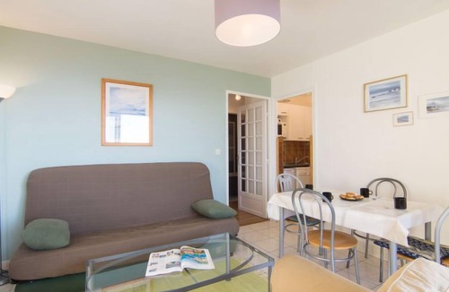 Blonville-sur-Mer Apartment | Le Cap Bleu by Interhome