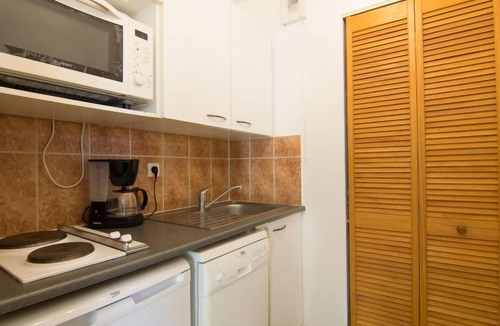 Blonville-sur-Mer Apartment | Le Cap Bleu by Interhome
