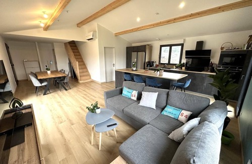 Lit-et-Mixe House | Le Cap - LIT ET Mixe