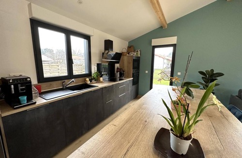 Lit-et-Mixe House | Le Cap - LIT ET Mixe