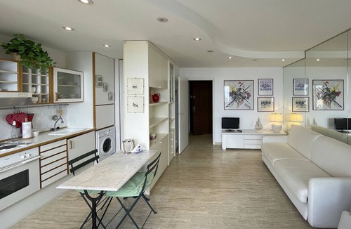 Old Town Apartment | Le Cap Vert 2Pers Sea View Swimming Pool Parking