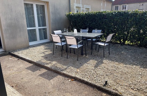 Chevannes House | Le Carioca