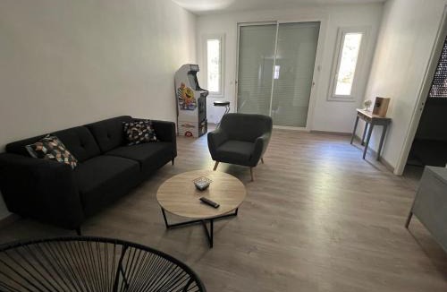 Caramany House | Le Carmagnol