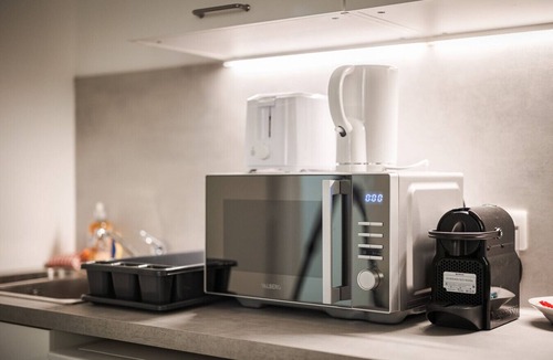 Etampes Apartment | Le Carnot Garden 1 bed