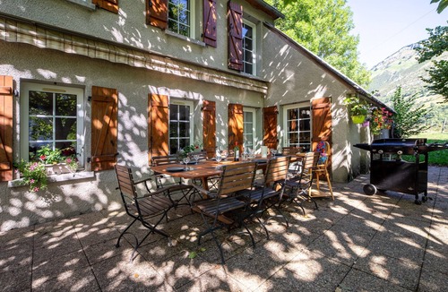 Campan House | Le Carot, Independent Cottage with Mountain Views