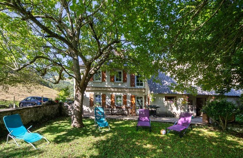 Campan House | Le Carot, Independent Cottage with Mountain Views