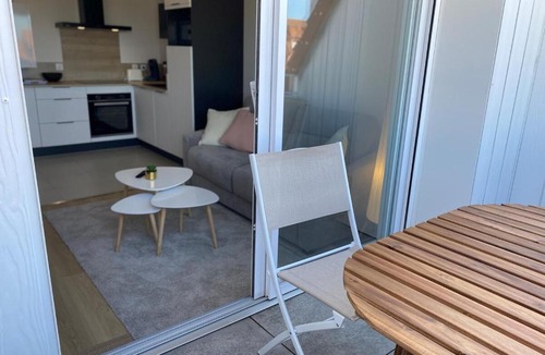 Sainte-Cecile-Plage Apartment | Le Carpe Diem