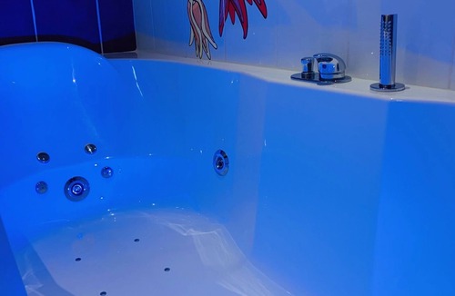 Charmes-sur-Rhone Hotel | Le Carré d'Alethius Logis Hôtel Restaurant Gastronomique