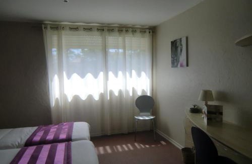 Charmes-sur-Rhone Hotel | Le Carré d'Alethius Logis Hôtel-Restaurant Gastronomique