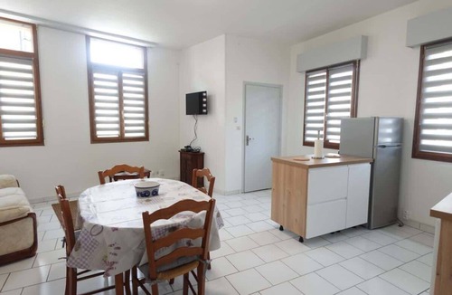 Carvin Apartment | Le Carvinois, wifi, Carvin centre, 2pers