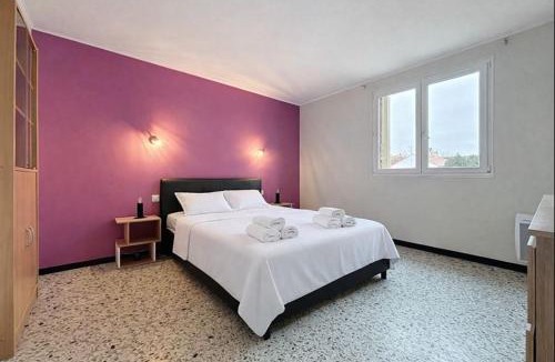 Maraussan Apartment | Le Cassayet - Appartement proche des Grands Buffets - Wifi et Climatisation