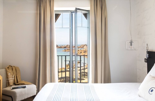 Perros-Guirec Hotel | Le Castel Beau Site