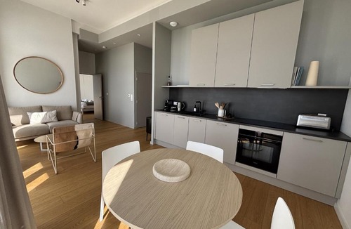 Trebeurden Apartment | Le castel T2 piscine et vue mer plage