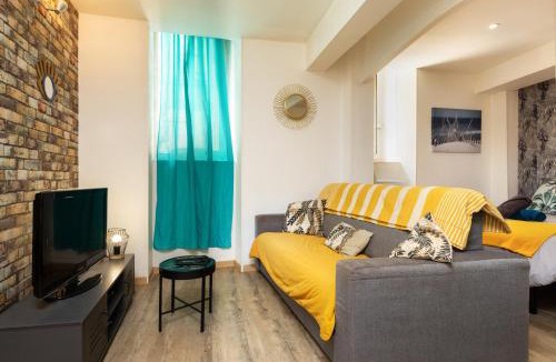 Limoux Apartment | Le Cathare-Limoux-WIFI-Parking free-Oc-Keys