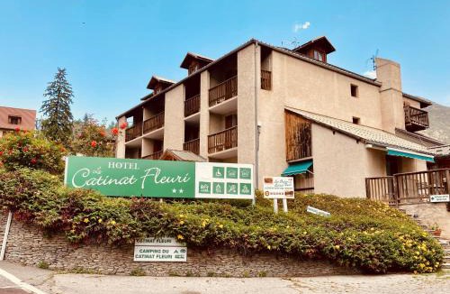 Guillestre Hotel | Le Catinat Fleuri