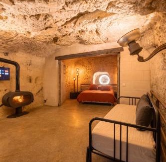 Montrichard House | Le Cavernacle