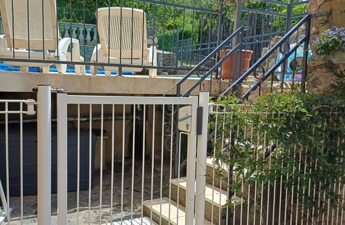 Gagnieres Apartment | Le "cellier voûté " au cœur des cevennes