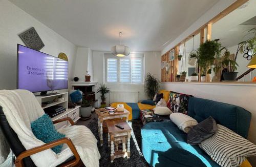 Miroir - Batignolles House | Le Central - 6pers - 10 minutes du Circuit Bugatti