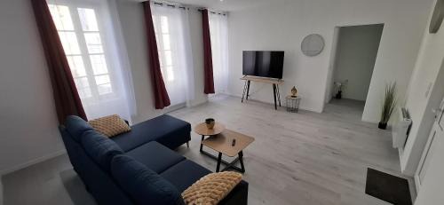 Villeneuve-sur-Yonne Apartment | Le Central