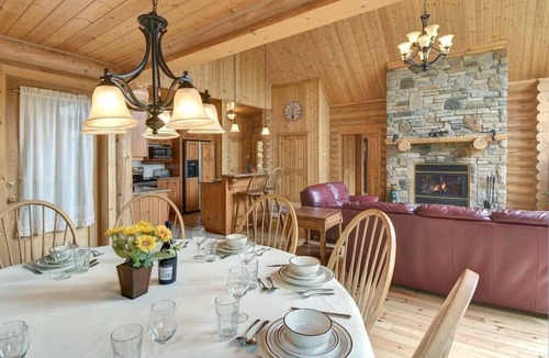 Fiddler Lake Resort Ski Chalet | Le Cerf 40 - Enjoy Nature, Resort & Pool