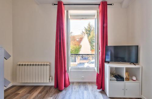 Deuil-la-Barre Apartment | Le Cerisier - Cosy Appartement à 15 min de Paris