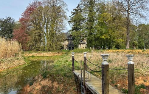 Trepied House | Le Château