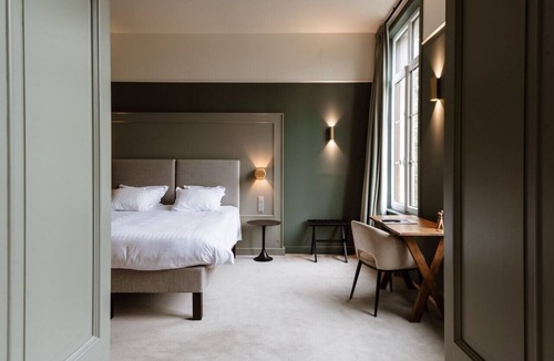 Aubry-du-Hainaut Hotel | Le Château d'Aubry