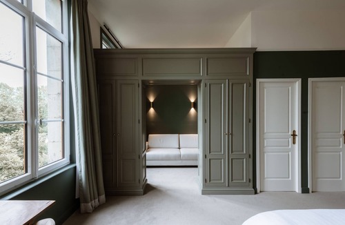 Aubry-du-Hainaut Hotel | Le Château d'Aubry