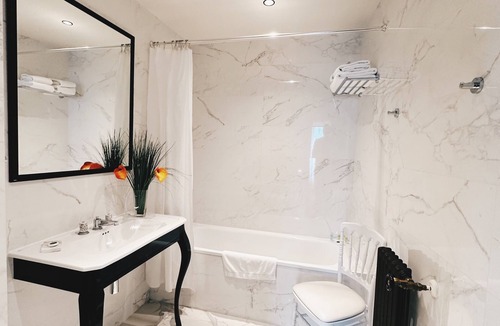 Hardricourt House | Le Château d'Hardricourt