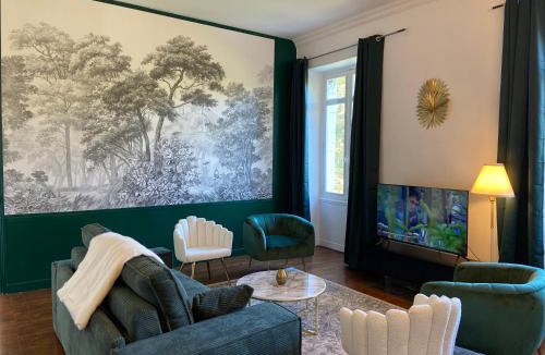 Carquefou Apartment | Le Château de Bel Air - Suite de 125m2 - Expérience unique