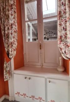 La Celle-sous-Gouzon Bed & Breakfast | Le Château de La Coste