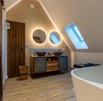 Touligny Apartment | Le Château de Manon